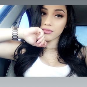 Meet your Posher, Maria